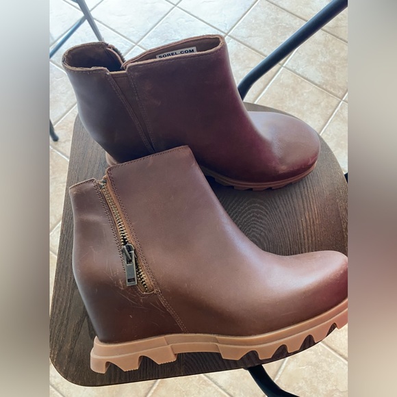 Sorel Shoes - SOREL BOOTS SIZE 9.5